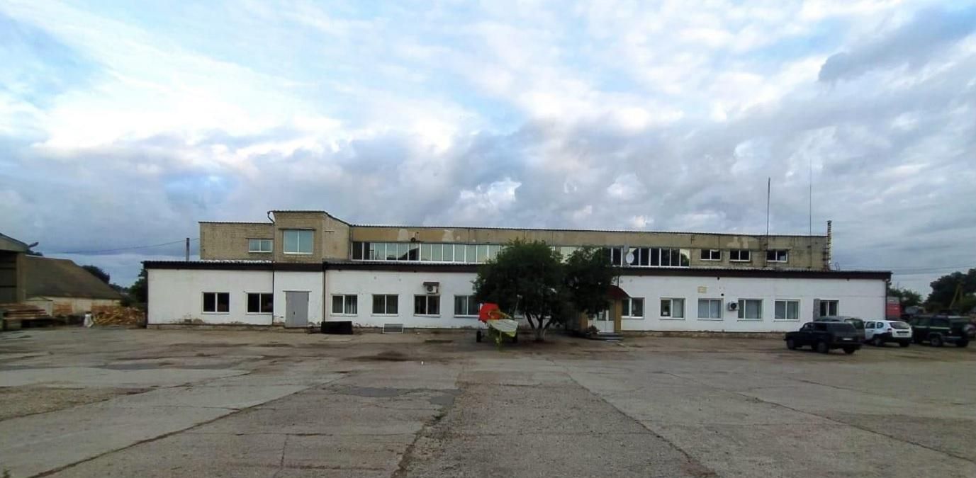 На Харьковщине злоумышленники напали на ферму - фото, видео На Харьковщине злоумышленники напали на ферму - фото, видео