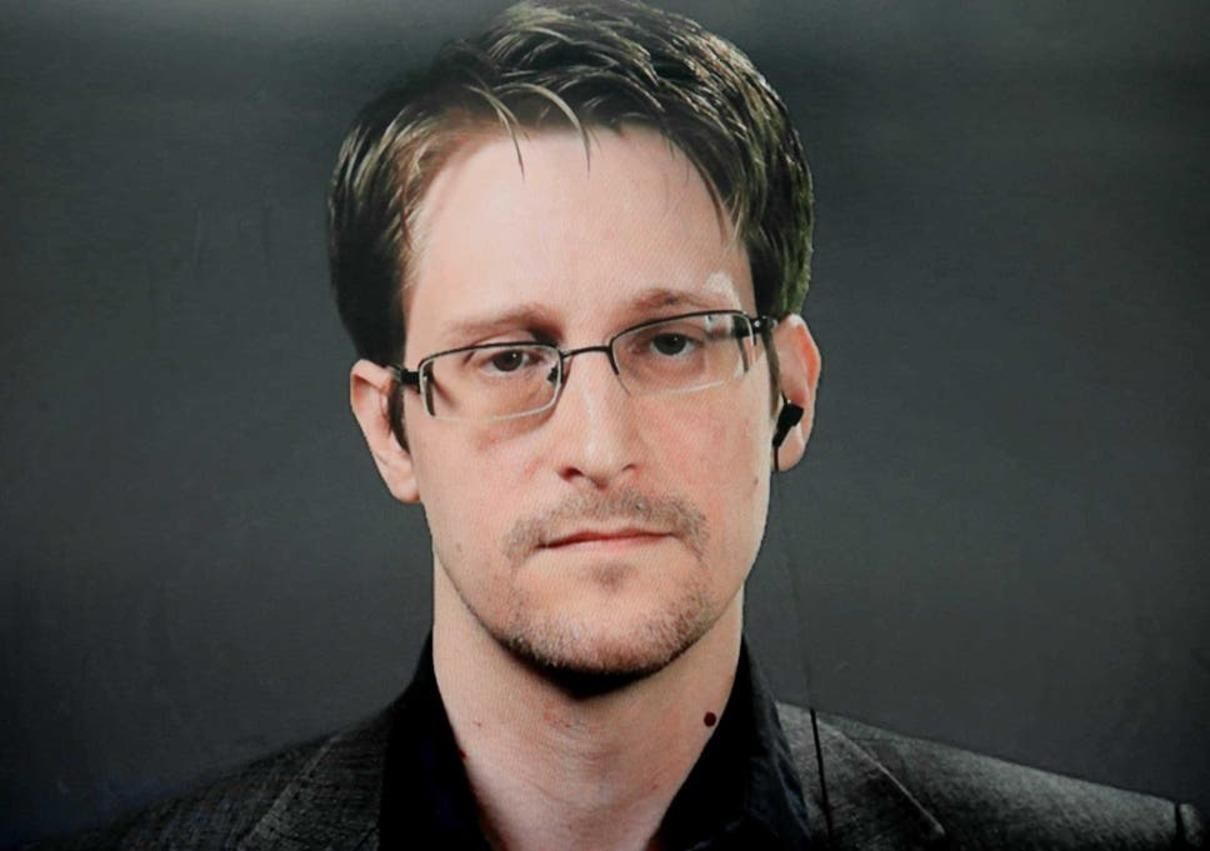 Дональд Трамп роздумує над помилуванням Едварда Сноудена: деталі