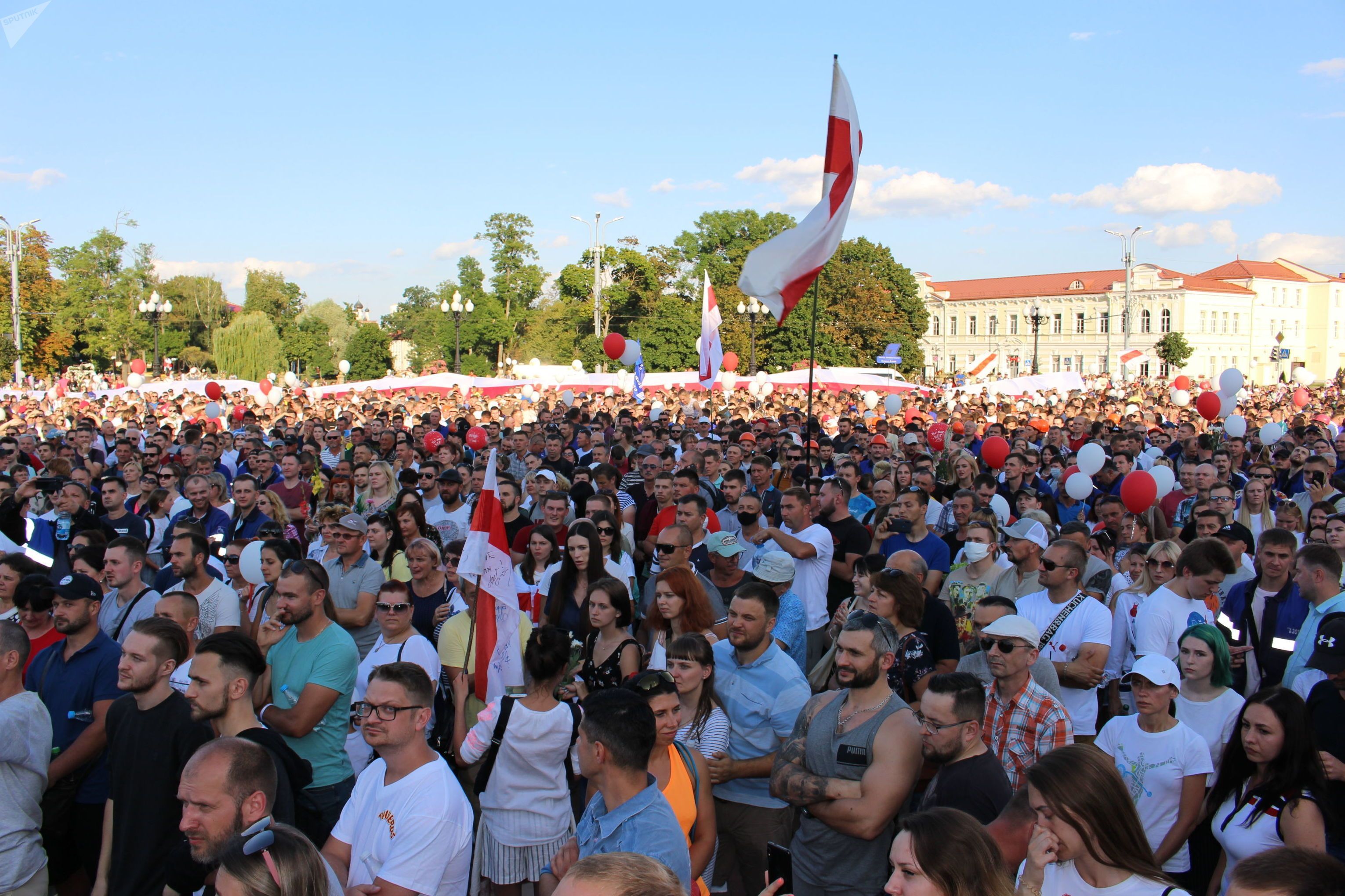 Работа по расписанию: в Гродно готовятся к приезду делегации из Украины несмотря на протесты Работа по расписанию: в Гродно готовятся к приезду делегации из Украины несмотря на протесты