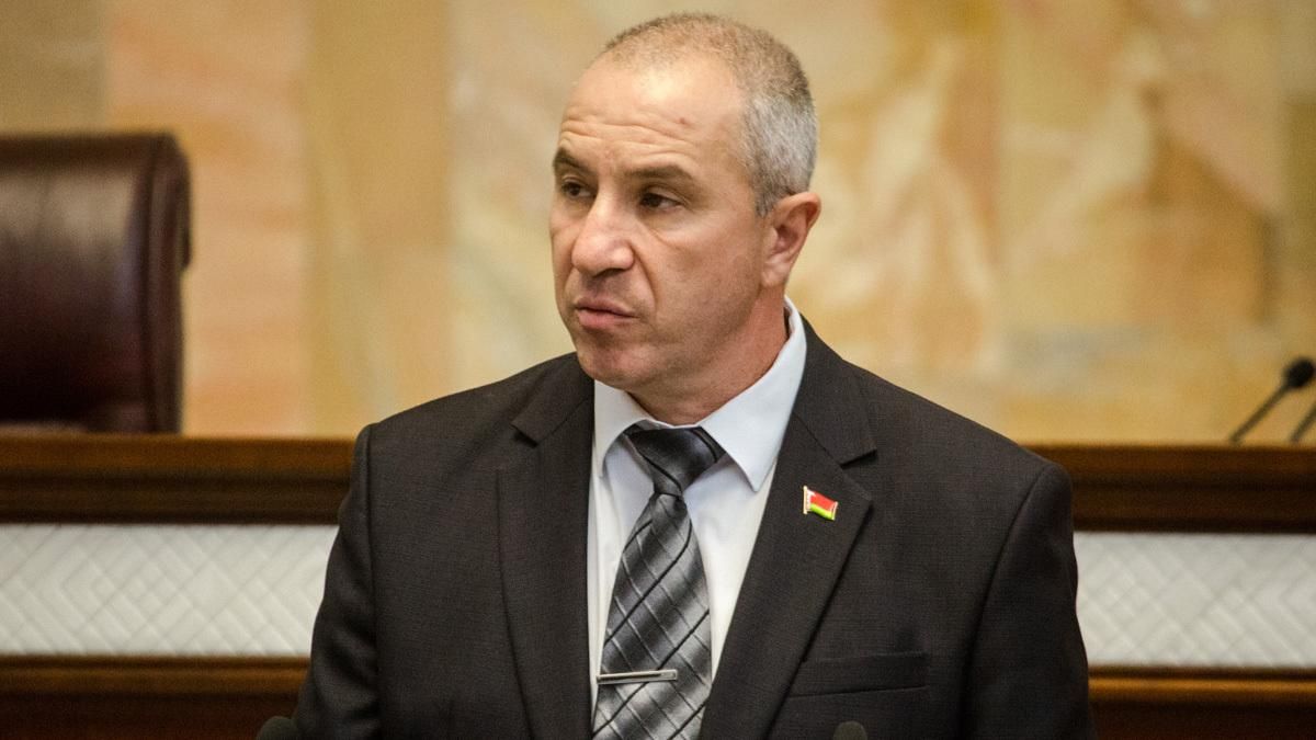 Глава МВД Беларуси Караваев прокомментировал гибель Александра Тарайковского: это была первая официальная жертва во время митингов