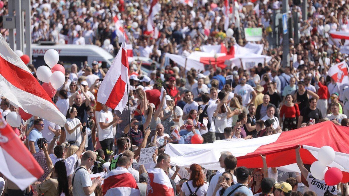 Трудно сказать, что будет завтра – белорусский протестант раскрыл подробности массового протеста Трудно сказать, что будет завтра – белорусский протестант раскрыл подробности массового протеста