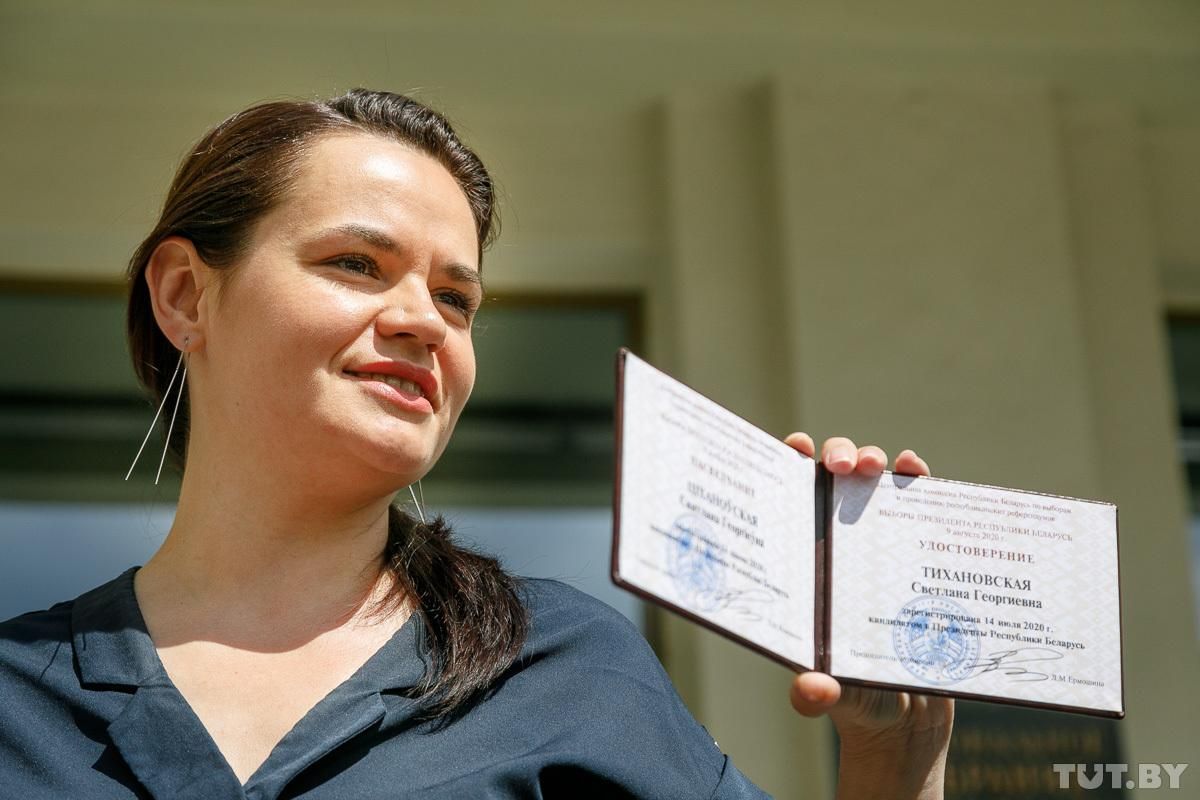 Вибори президента Білорусі 2020: опонентка Лукашенка Тихановська має намір оголосити себе переможницею Вибори президента Білорусі 2020: опонентка Лукашенка Тихановська має намір оголосити себе переможницею