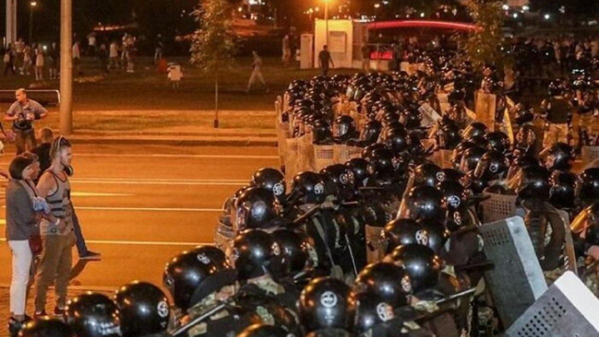 Во время протестов в Беларуси погибли 5 человек, - правозащитники Во время протестов в Беларуси погибли 5 человек, - правозащитники