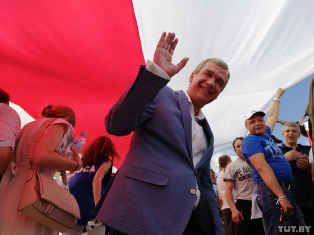 Павел Латушко уволен из театра Купалы в Минске: поддержал протест Павел Латушко уволен из театра Купалы в Минске: поддержал протест