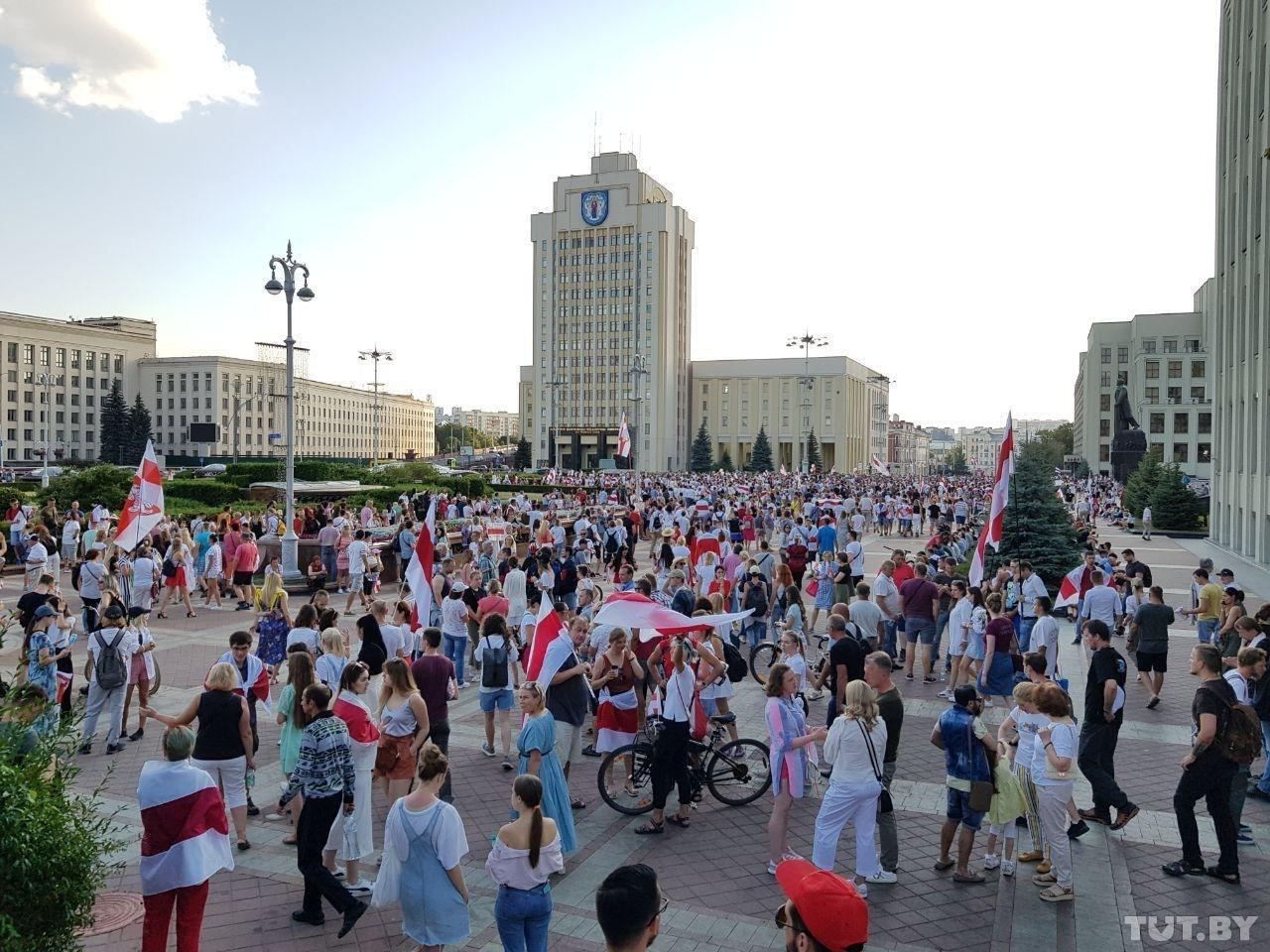 Протести в Білорусі: Литва вручила ноту протесту послу Протести в Білорусі: Литва вручила ноту протесту послу