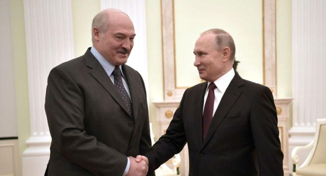 Путін може втрутитись у справи Білорусі і не на боці Лукашенка, – російська журналістка Латиніна Путін може втрутитись у справи Білорусі і не на боці Лукашенка, – російська журналістка Латиніна
