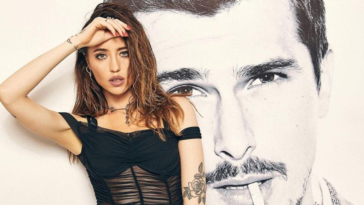 Дорофеева / Obnazhennaya Nadya Dorofeeva Ustroila