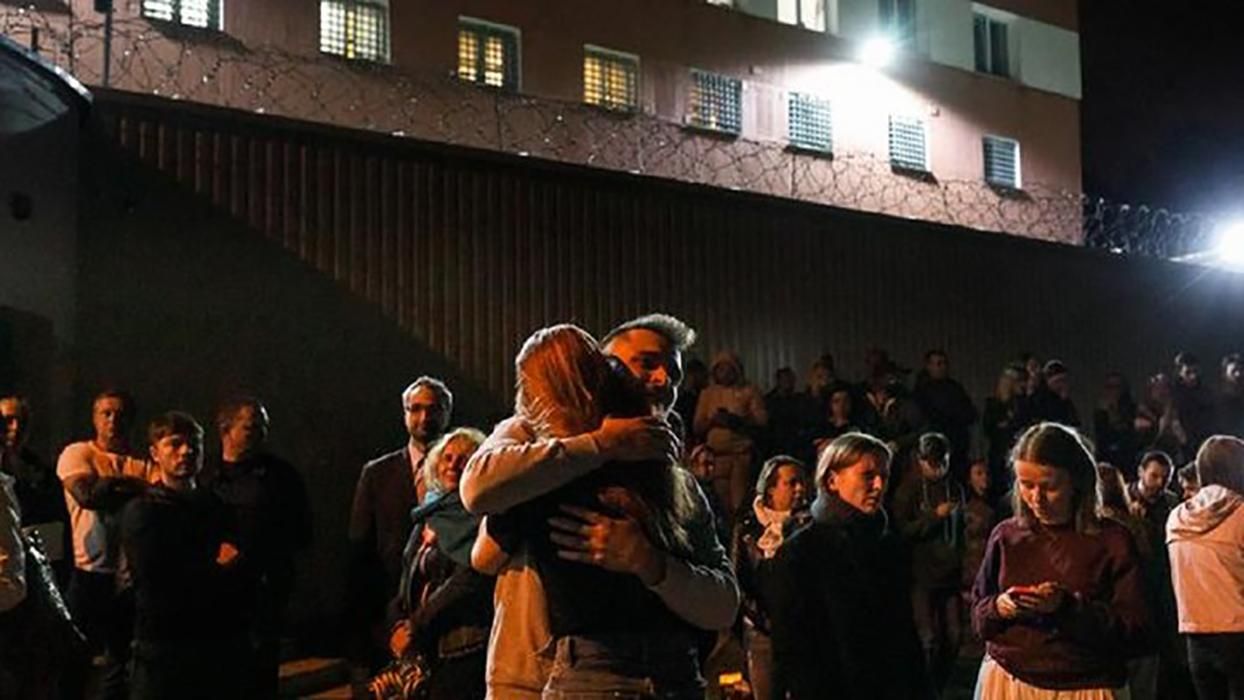 Сотня митингующих до сих пор в больнице, десятки – пропали без вести Сотня митингующих до сих пор в больнице, десятки – пропали без вести