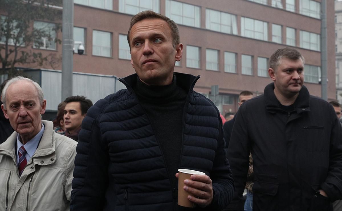 Франція і Німеччина готові надати Навальному притулок і забезпечити лікування: що заважає