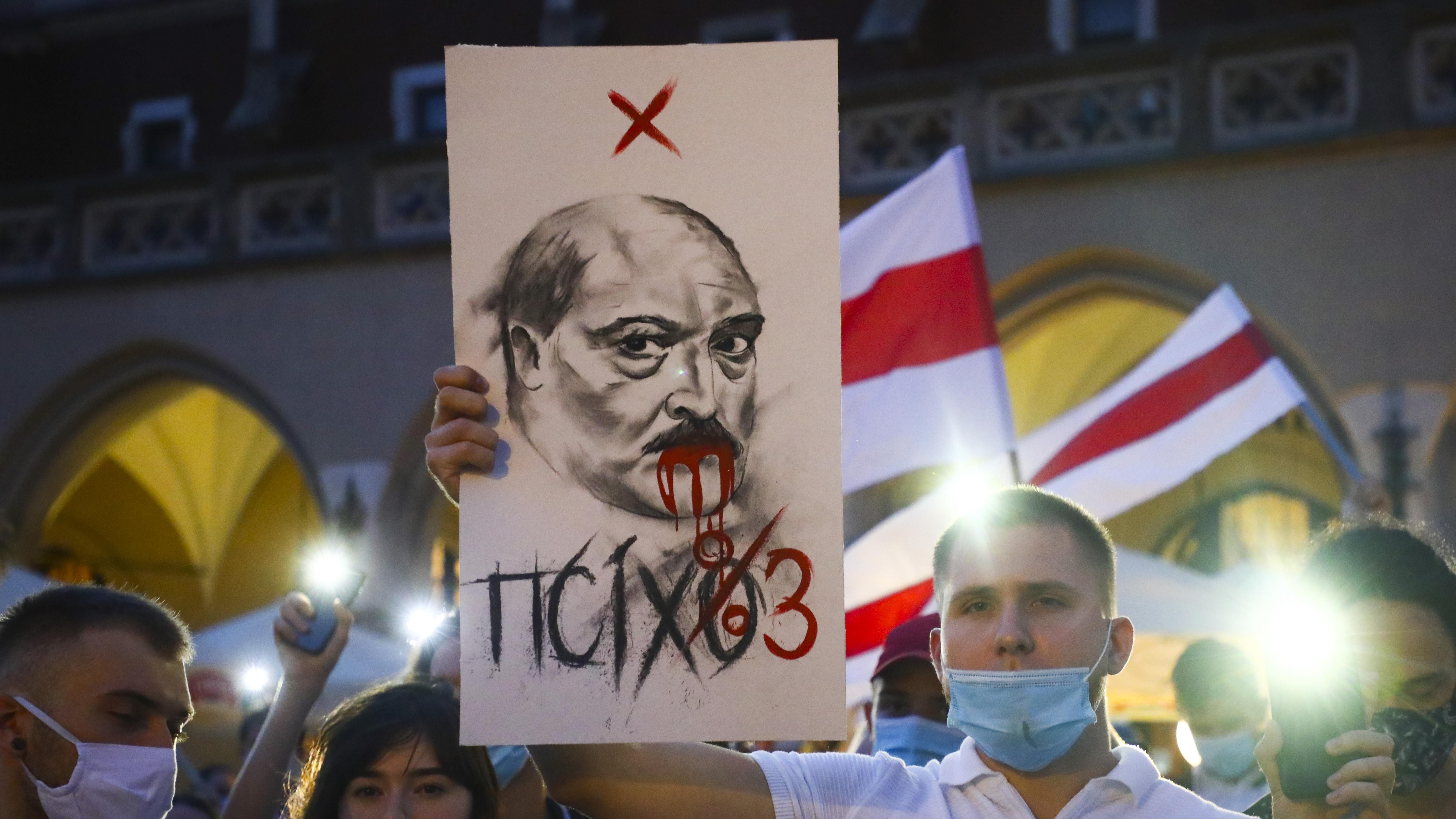 Белорусская оппозиция: Лукашенко сжег все мосты и с Западом, и с Россией, но последний быстро ремонтирует Белорусская оппозиция: Лукашенко сжег все мосты и с Западом, и с Россией, но последний быстро ремонтирует