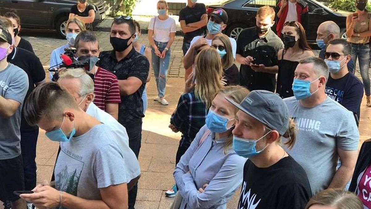 На Буковине усилят карантин: в Черновцах протестуют На Буковине усилят карантин: в Черновцах протестуют