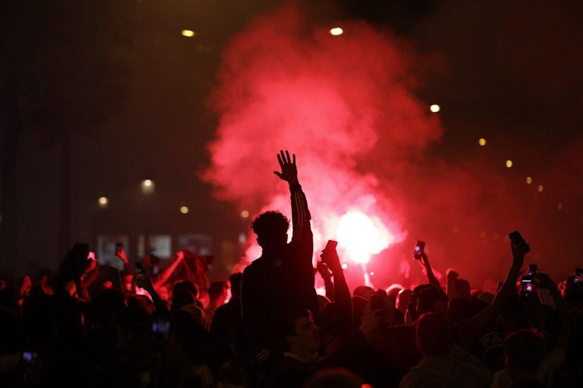 После поражения ПСЖ в Лиге чемпионов в Париже начались беспорядки