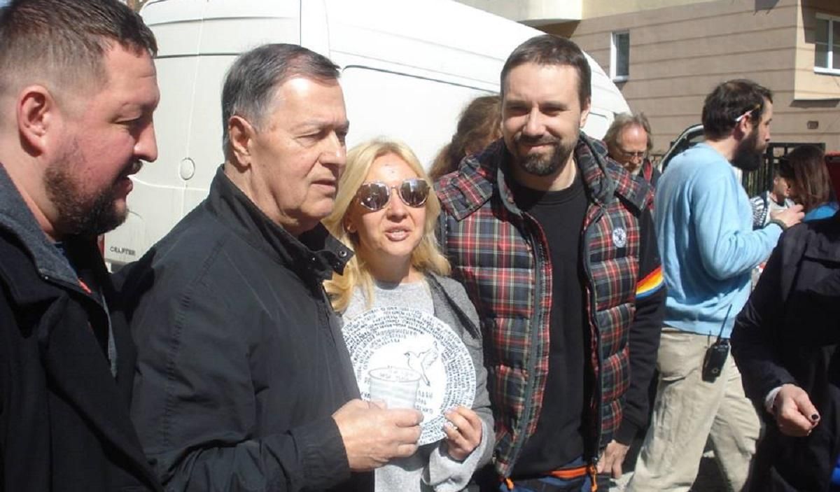 На фестивале "Молодость" презентовали фильм Романа Балаяна "Мы есть. Мы рядом." На фестивале "Молодость" презентовали фильм Романа Балаяна "Мы есть. Мы рядом."