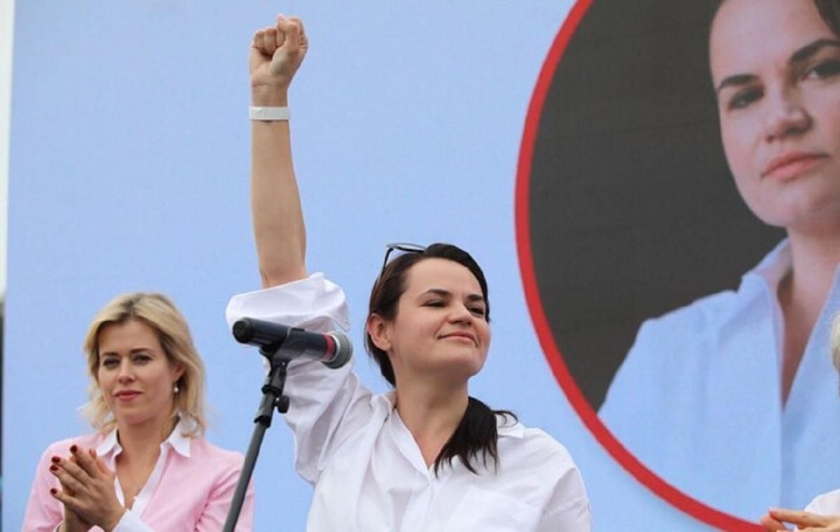 Тихановская объявила в Беларуси мирную революцию Тихановская объявила в Беларуси мирную революцию