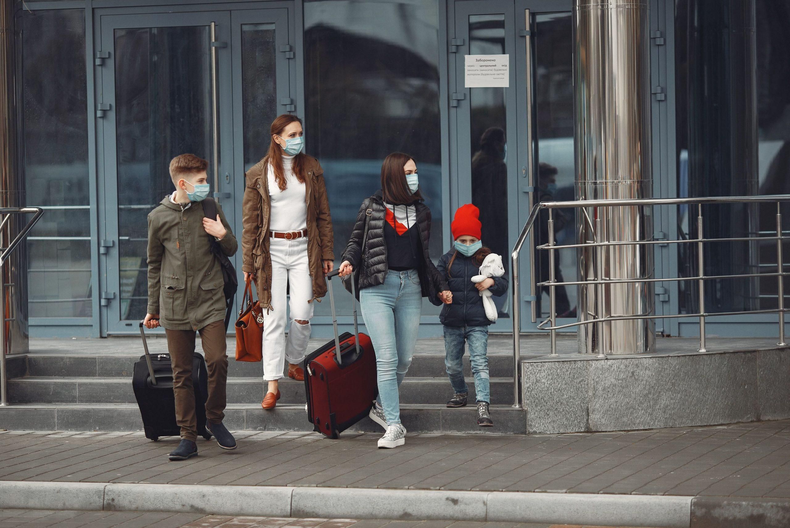 Іноземцям з червоної зони можуть на 30 днів заборонити в'їзд до України: ініціатива уряду Іноземцям з червоної зони можуть на 30 днів заборонити в'їзд до України: ініціатива уряду