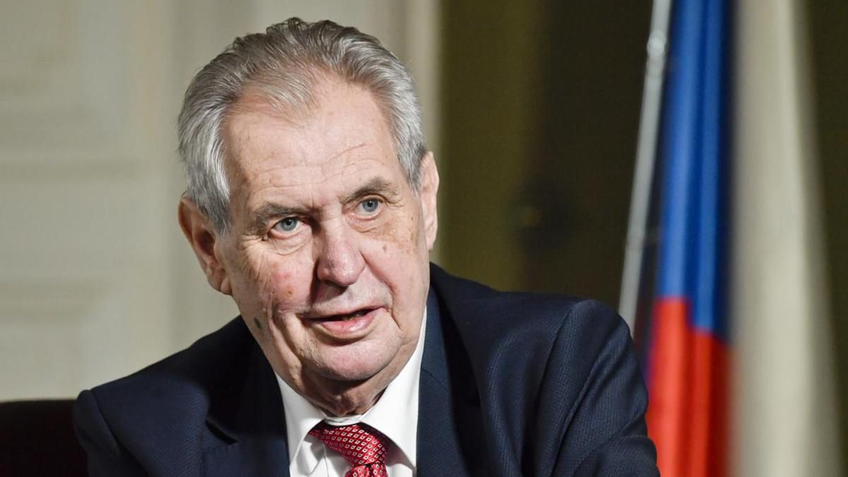 Президент Чехии Земан попал в больницу: детали Президент Чехии Земан попал в больницу: детали