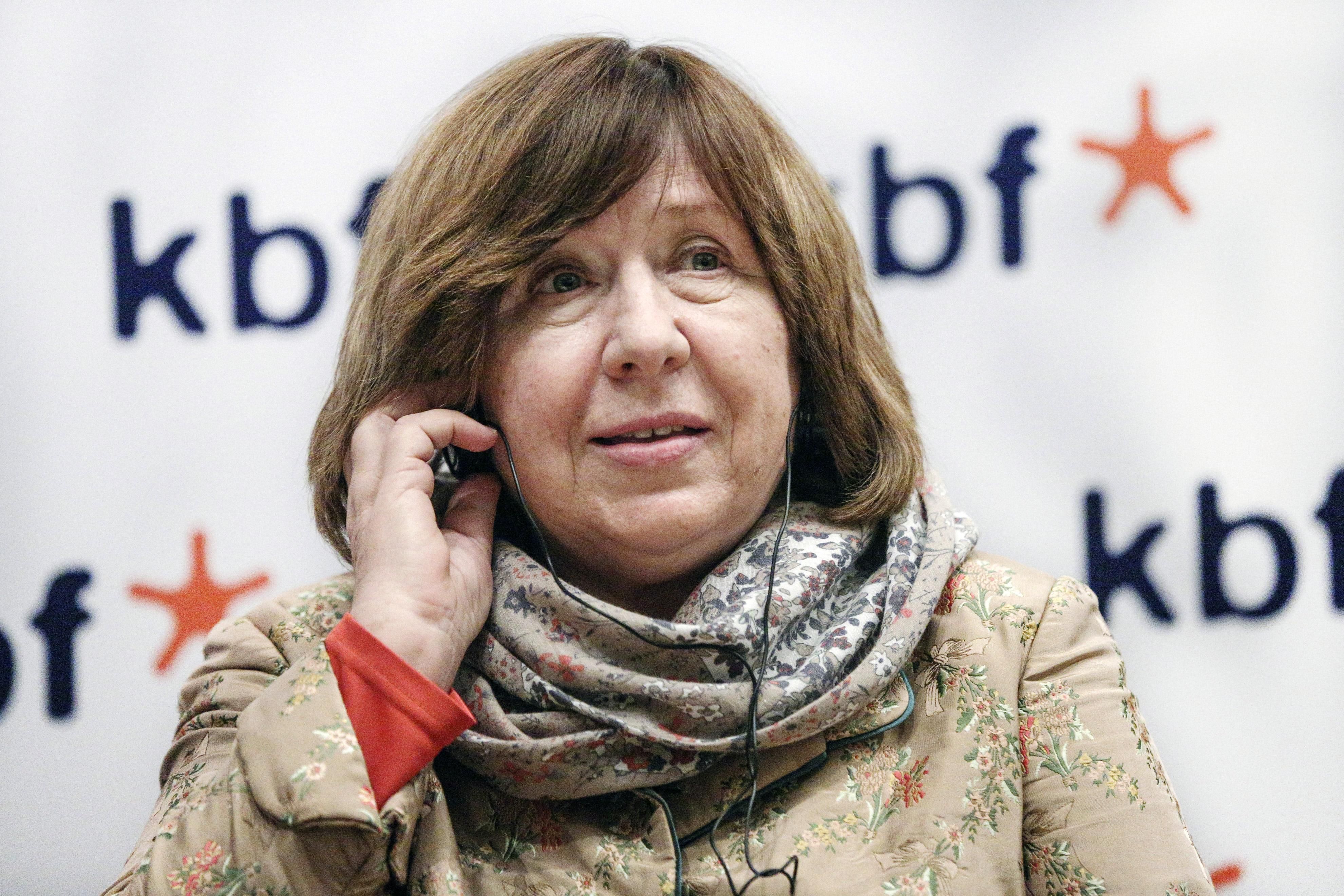 В Беларуси допросили нобелевского лауреата Светлану Алексиевич: главное из ее речи В Беларуси допросили нобелевского лауреата Светлану Алексиевич: главное из ее речи