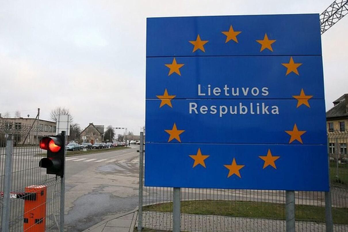 Протесты в Беларуси: белорусские граждане просят об убежище в Литве Протесты в Беларуси: белорусские граждане просят об убежище в Литве