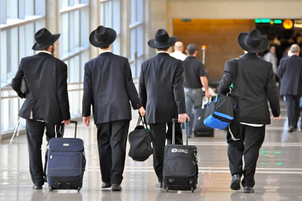 Пограничники отрицали задержание израильтян в аэропорту Киева: что случилось Пограничники отрицали задержание израильтян в аэропорту Киева: что случилось