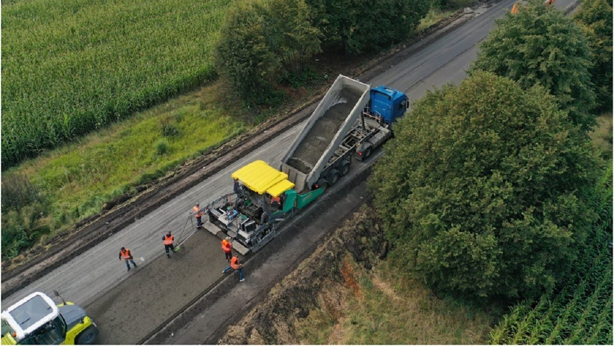 На Чернігівщині продовжується масштабне будівництво – нові дороги, школи та дитячі садки На Чернігівщині продовжується масштабне будівництво – нові дороги, школи та дитячі садки