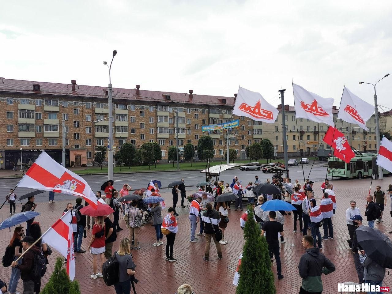 Працівники МАЗ продовжують протест