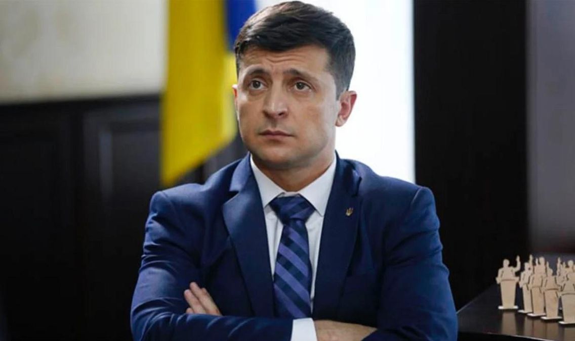 У Зеленського є два шляхи вирішення ситуації з КСУ і Ситником, – представник президента У Зеленського є два шляхи вирішення ситуації з КСУ і Ситником, – представник президента