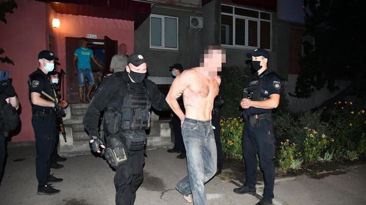КОРД штурмовал квартиру на Луганщине, чтоб захватить псевдотеррориста