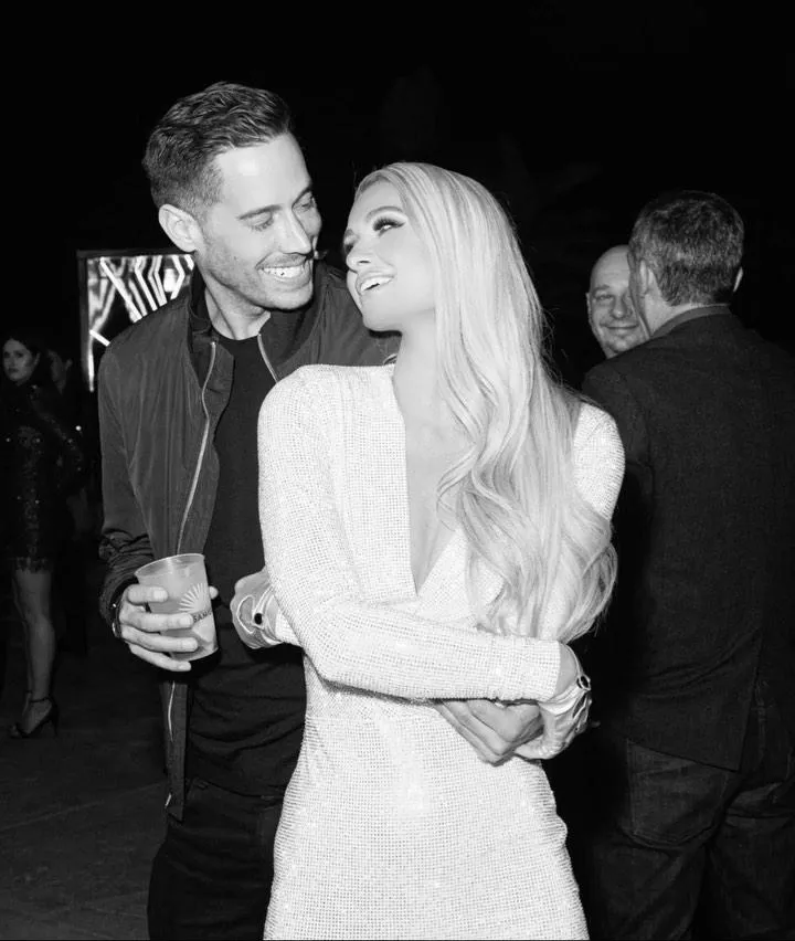 Періс Гілтон Періс Гілтон