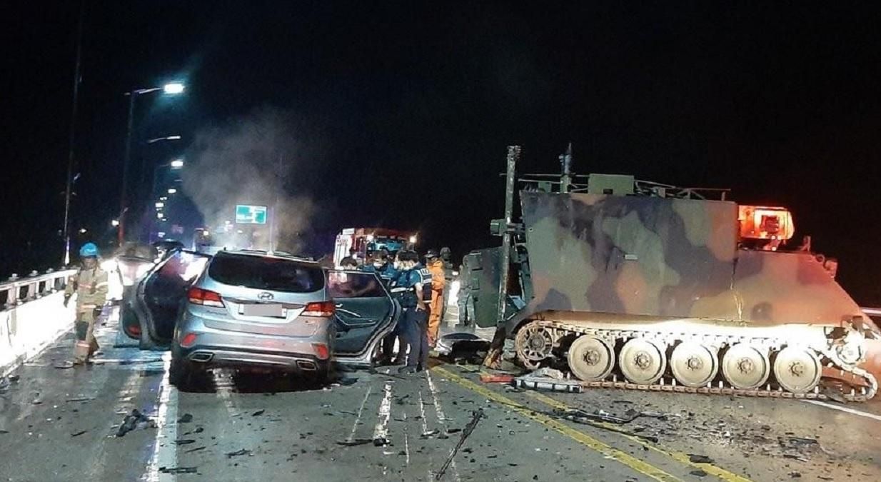 Американські військові потрапили в ДТП у Південній Кореї Американські військові потрапили в ДТП у Південній Кореї