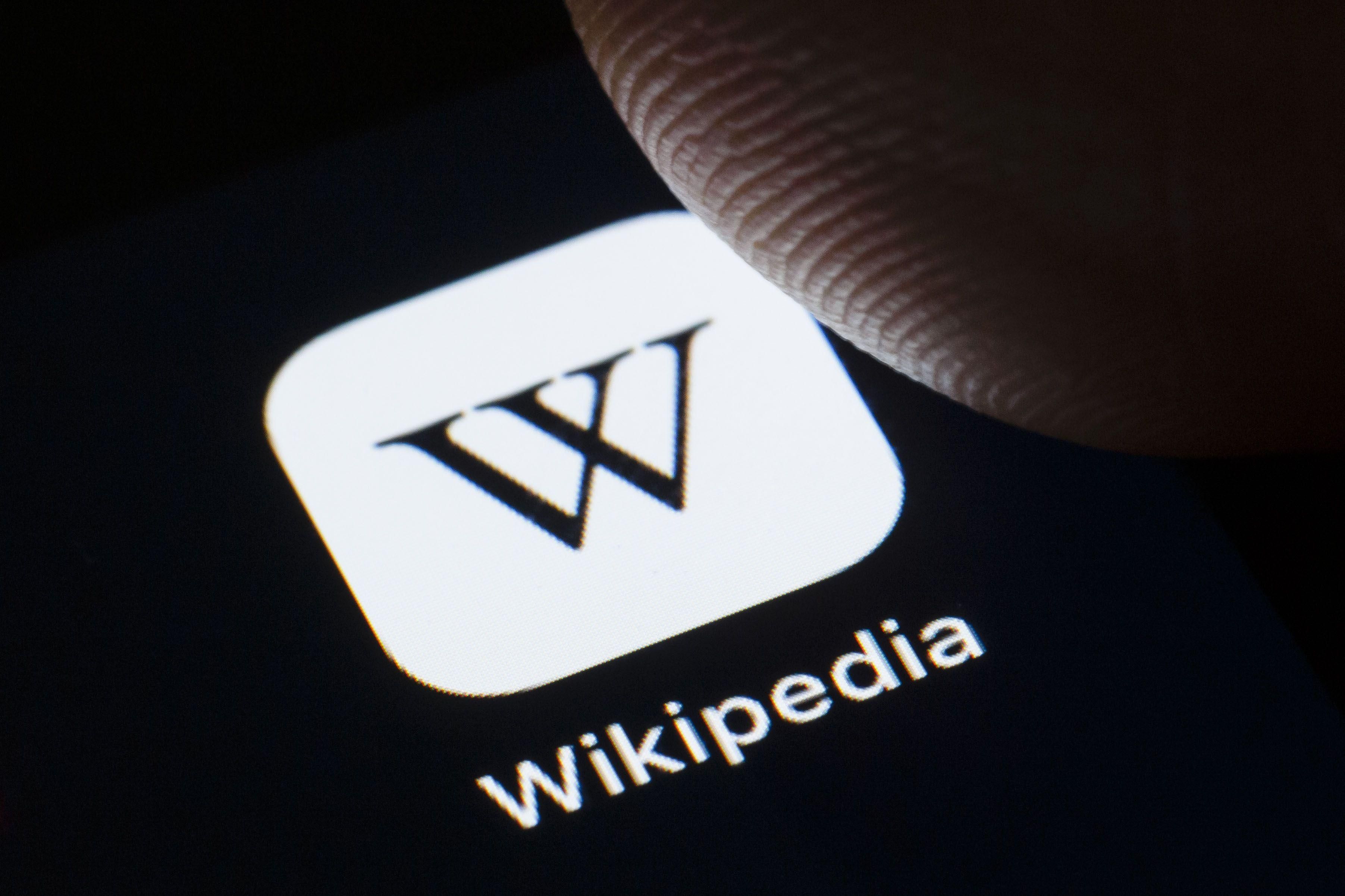 Скандал з Вікіпедією: в шотландській версії повно помилок через ненадійного автора