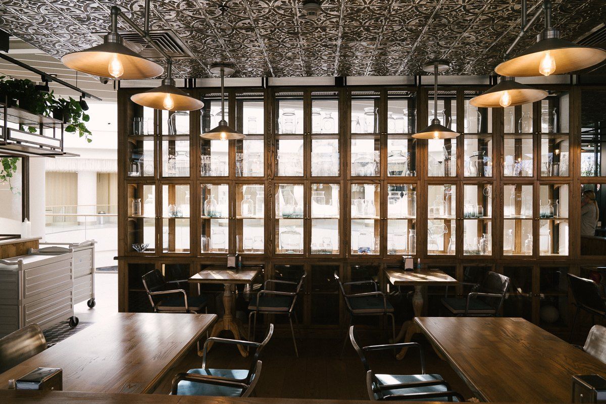 Milk Bar TSUM: меню з піцою та нестандартний інтер'єр для закладу – фото Milk Bar TSUM: меню з піцою та нестандартний інтер'єр для закладу – фото