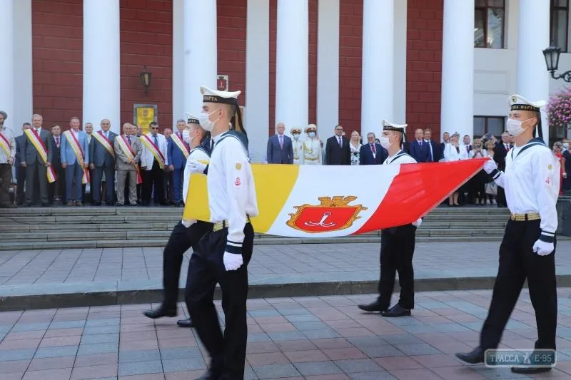 Церемонія підняття прапора Одеси