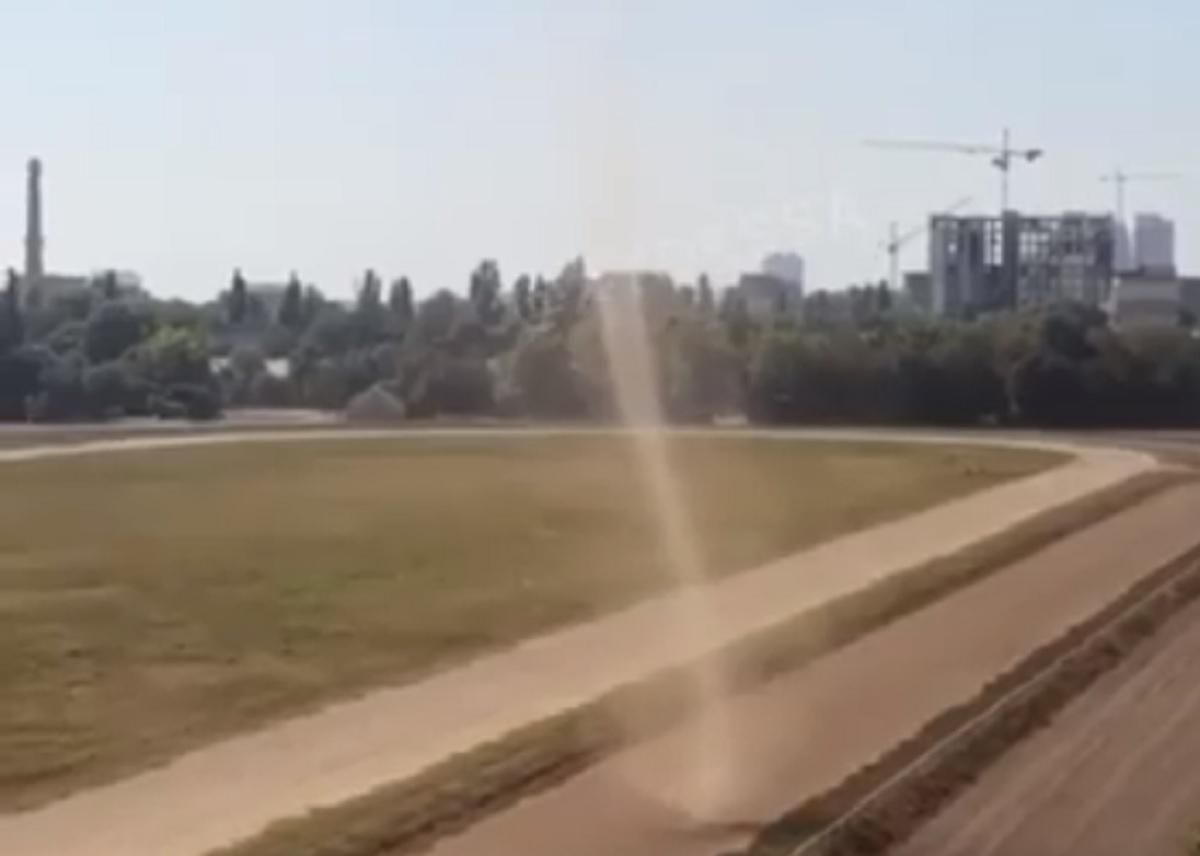 В Одессе пронесся смерч 02.09.2020: видео стихии