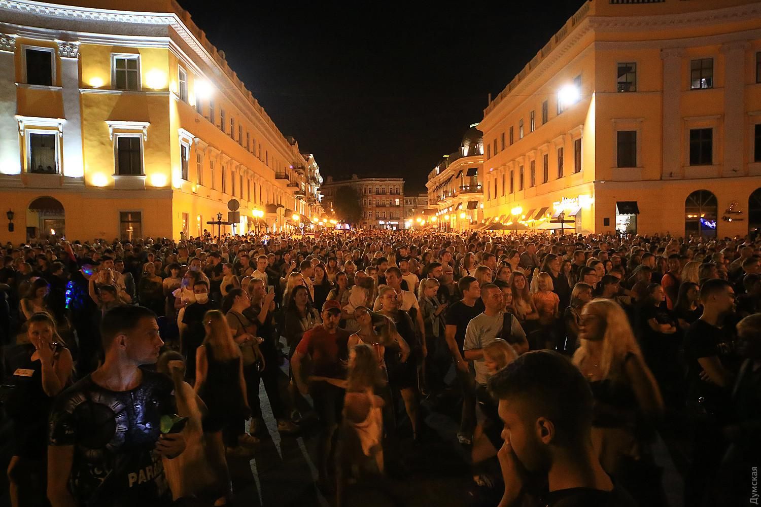 Святкування Дня Одеси 2 вересня 2020: реакція МОЗ, відео Святкування Дня Одеси 2 вересня 2020: реакція МОЗ, відео