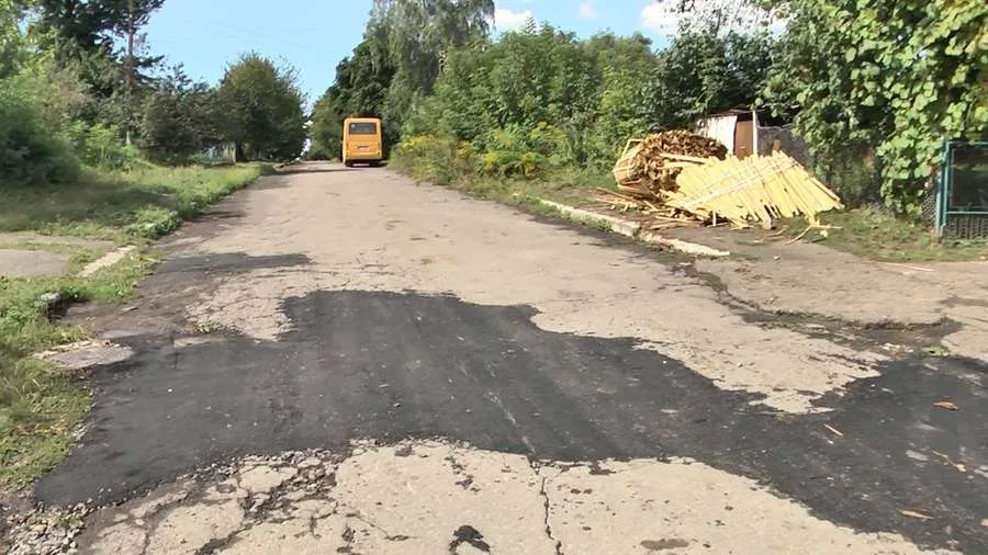 Дорога в селы Наталин пысля ремонту