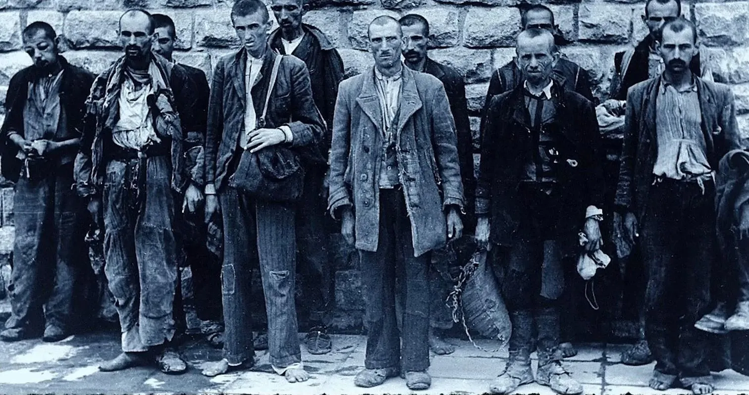 В'язні табору В'язні табору