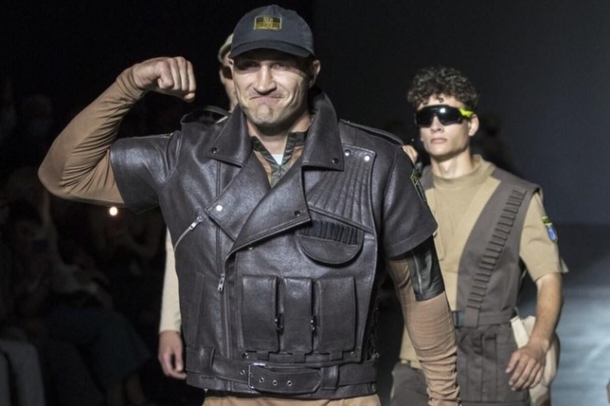 Володимир Кличко став моделлю Ukrainian Fashion Week на показі одягу для київських комунальників