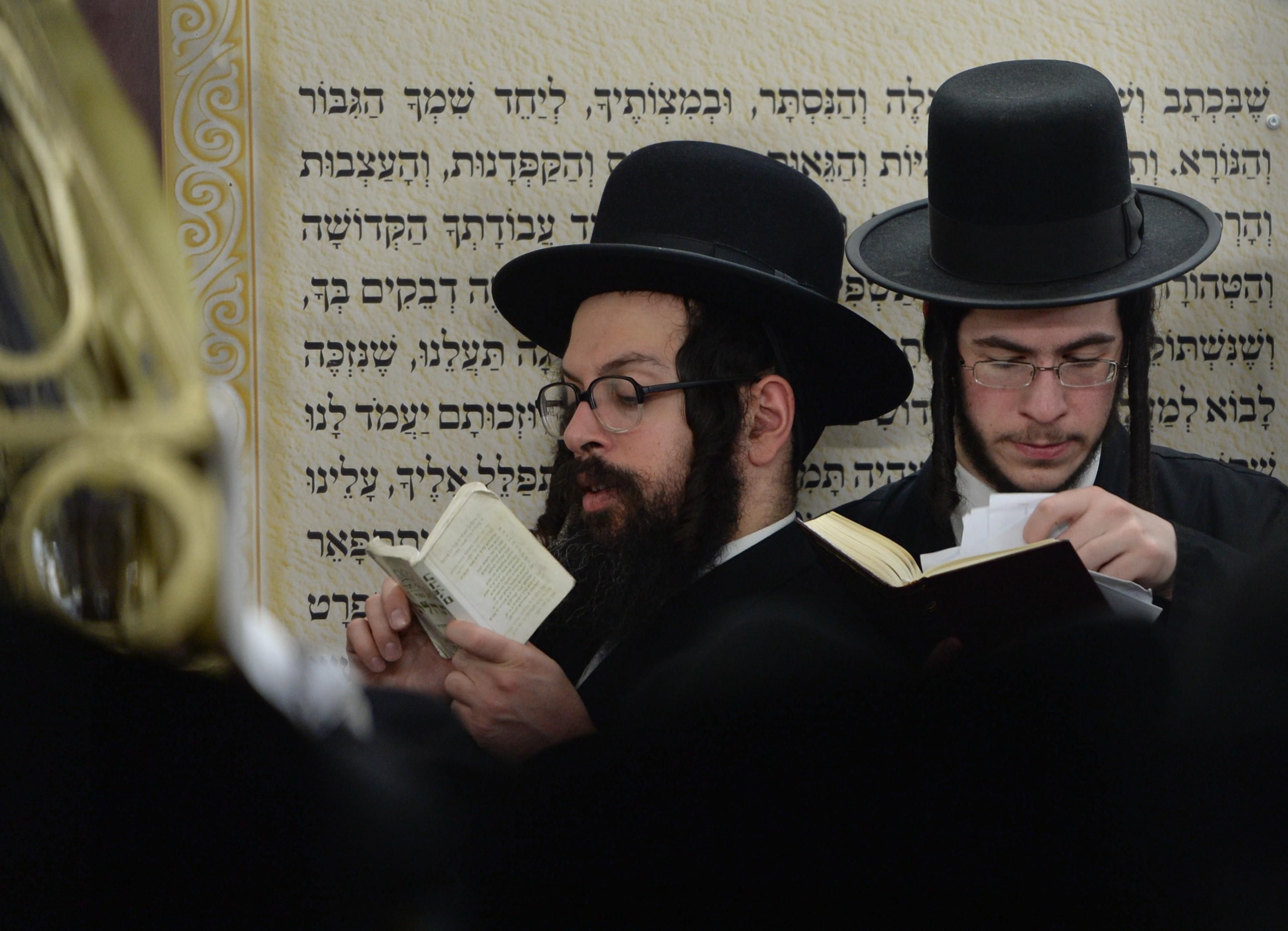 В Умані уже близько 1500 паломників, у одного виявили COVID-19 В Умані уже близько 1500 паломників, у одного виявили COVID-19