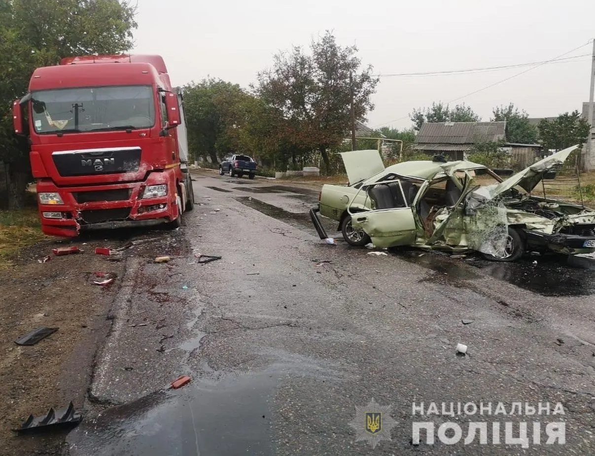 Під Миколаєвом трапилася аварія з багатьма постраждалими