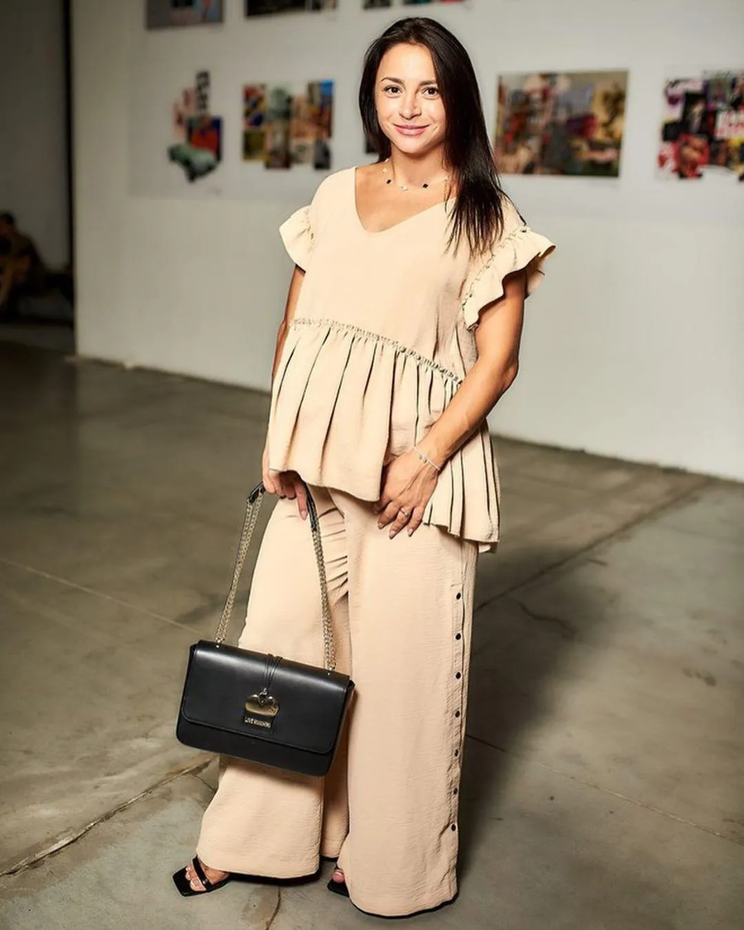 Ілона Гвоздьова у стильному костюмі на UFW Ілона Гвоздьова у стильному костюмі на UFW