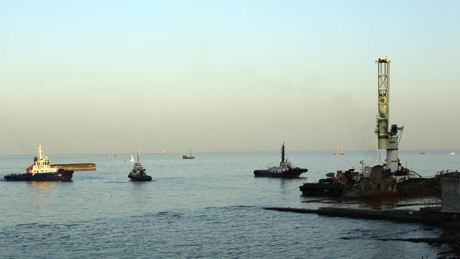 Авария танкера Delfi: в Одессе началась финальная стадия поднятия