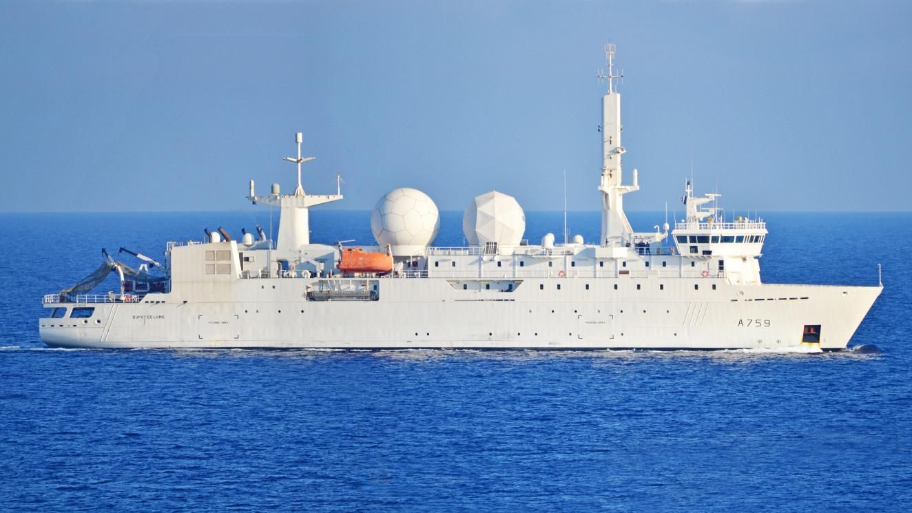 Разведывательный корабль НАТО A-759 Dupuy de Lome вошел в Черное море: он уже здесь не раз отмечался – фото Разведывательный корабль НАТО A-759 Dupuy de Lome вошел в Черное море: он уже здесь не раз отмечался – фото