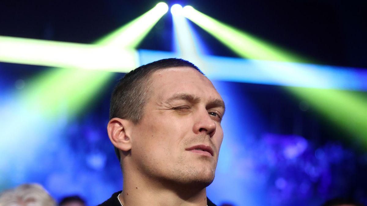 Як справи, Дерек: Усик в яскравих шортах звернувся до Чісори – відео