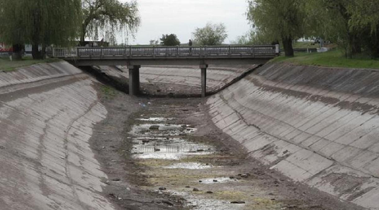 Кабмін визначився й не подаватиме води в Крим до деокупації Кабмін визначився й не подаватиме води в Крим до деокупації