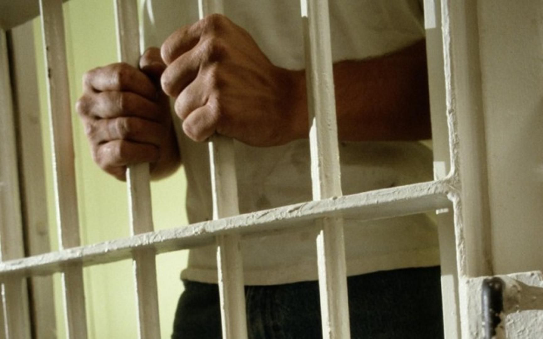 Директора можуть ув'язнити, якщо через порушення карантину помре учень Директора можуть ув'язнити, якщо через порушення карантину помре учень