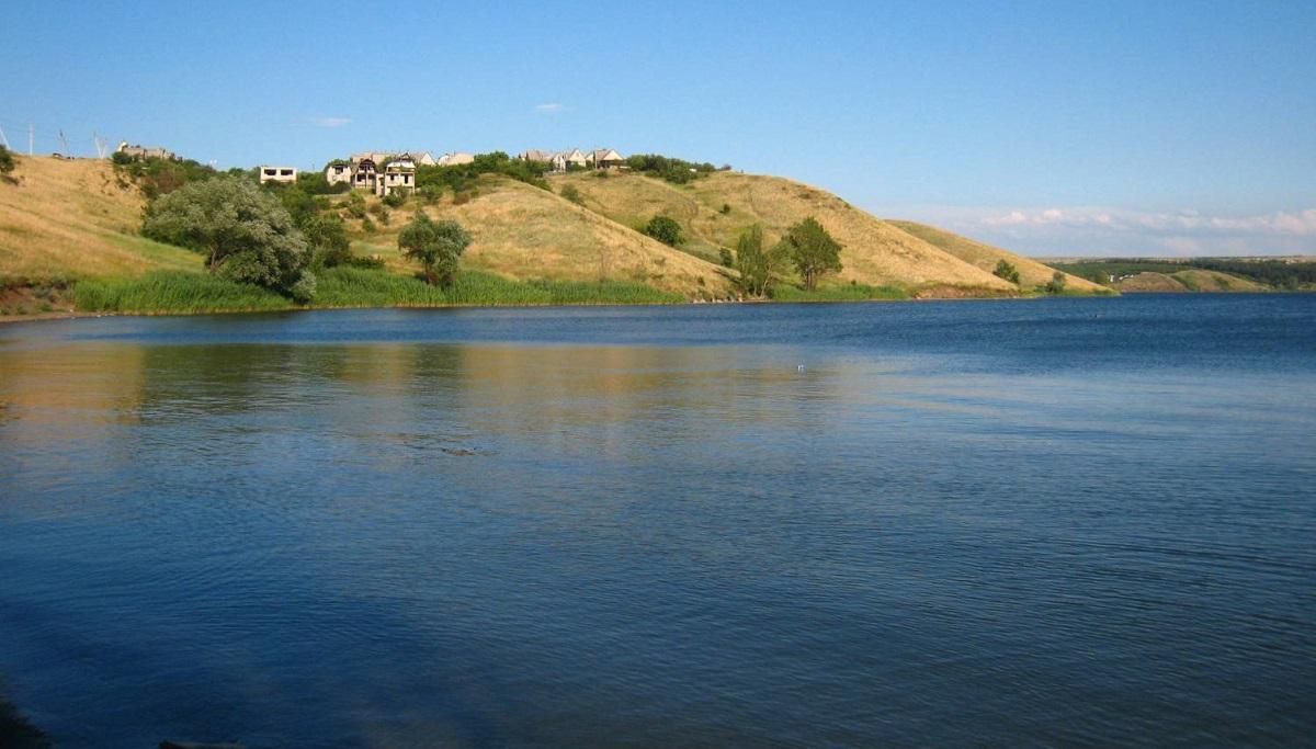 На грани катастрофы: блогер показал, как Россия превращает Донбасс в пустыню – видео На грани катастрофы: блогер показал, как Россия превращает Донбасс в пустыню – видео