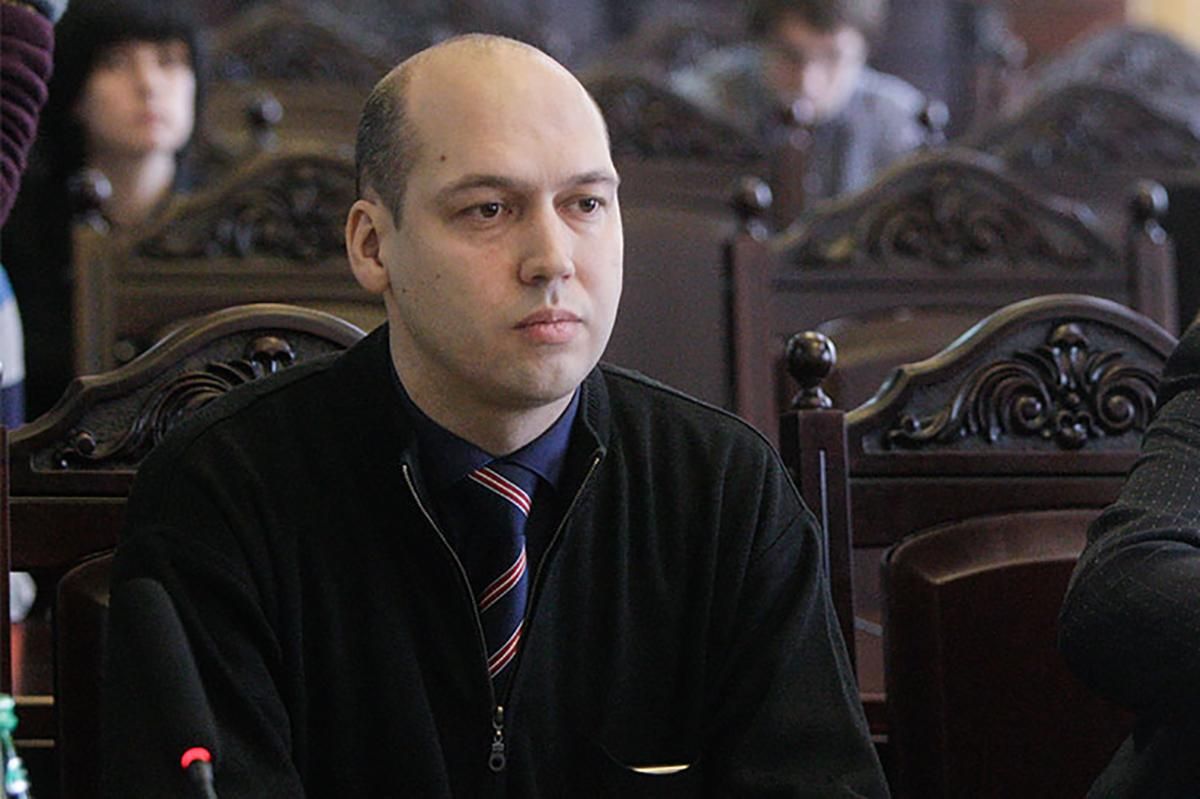 Якими неправомірними рішеннями славиться суддя Сергій Вовк Якими неправомірними рішеннями славиться суддя Сергій Вовк