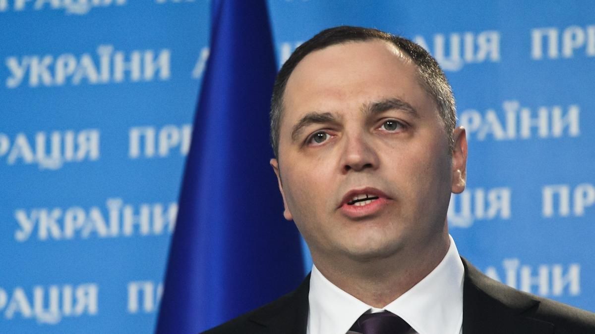 Суд став на бік Портнова: поліція закрила справу про погрози журналістам "Схем" Суд став на бік Портнова: поліція закрила справу про погрози журналістам "Схем"