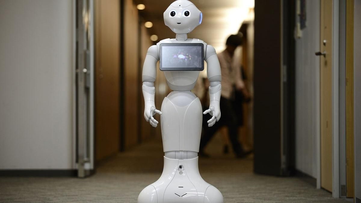 Инженеры создали робота, который заставляет одеть маску Инженеры создали робота, который заставляет одеть маску