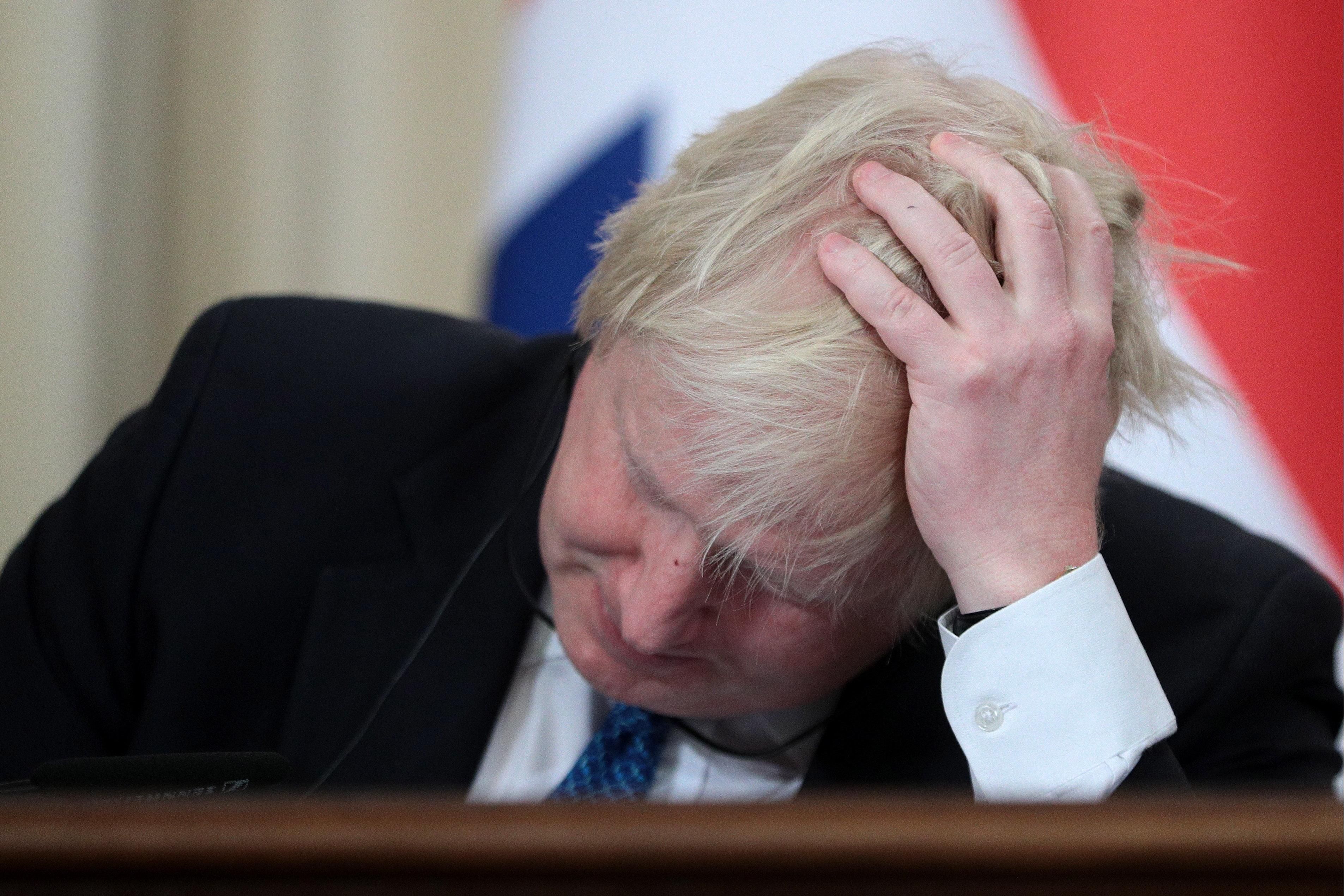 Британии грозит нехватка продовольствия: Джонсон обвинил ЕС в блокаде Британии грозит нехватка продовольствия: Джонсон обвинил ЕС в блокаде